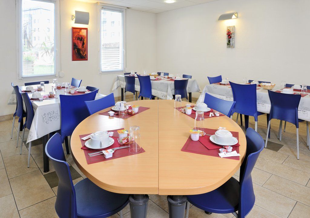 Sejours & Affaires Reims Clairmarais Aparthotel Buitenkant foto